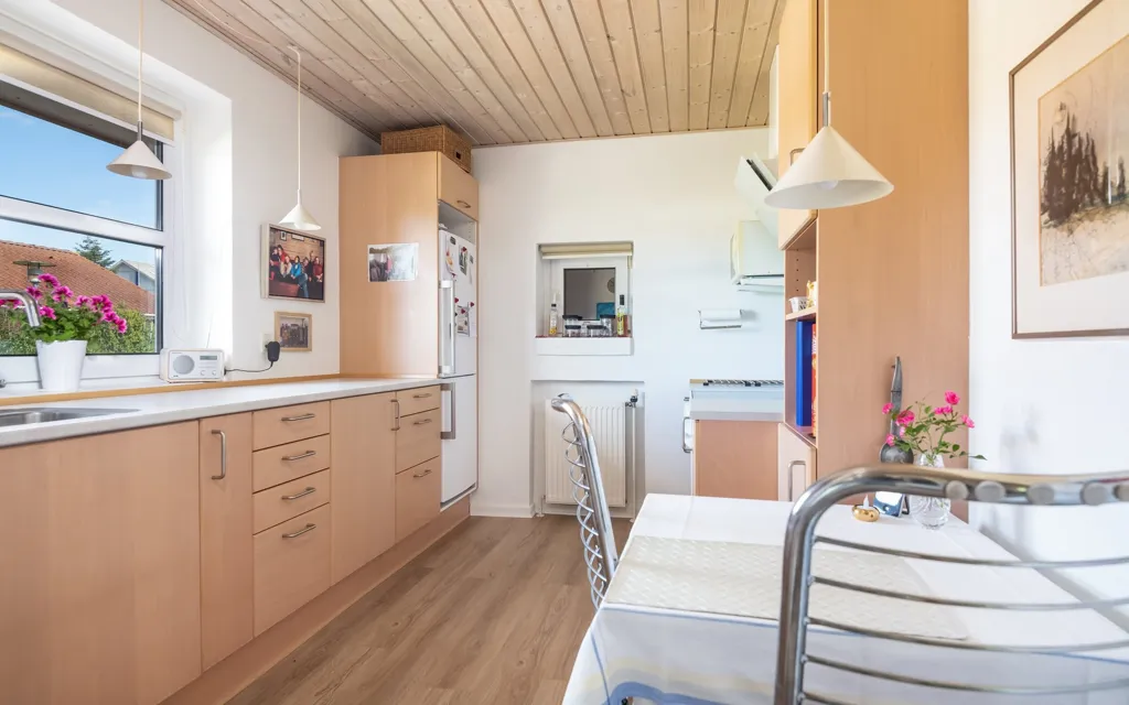 Cuisine - Renovated Home in Højhave Quarter, Tårs