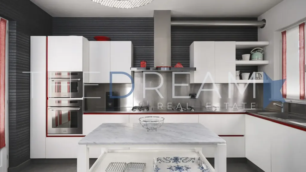 Köök - Spacious Villa in Forte Dei Marmi
