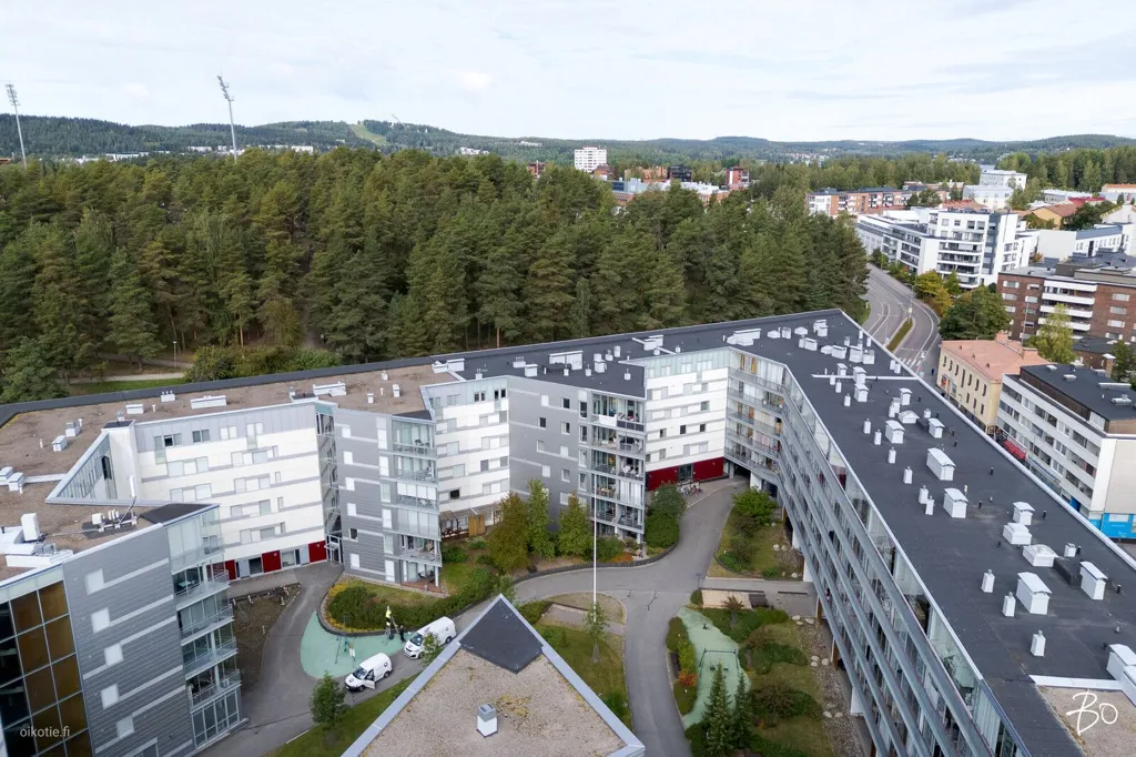 Aerial - Modern Apartment with Balcony in Jyväskylä Centre