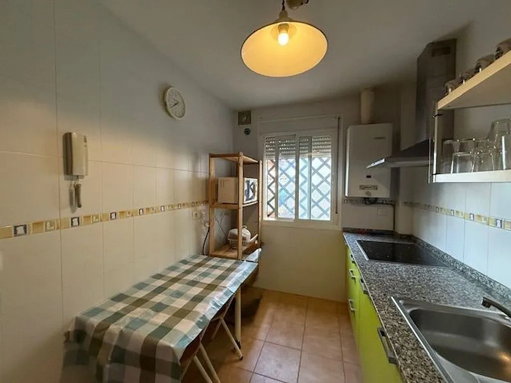 Köök - Ground Floor Flat with Garden View in Facinas