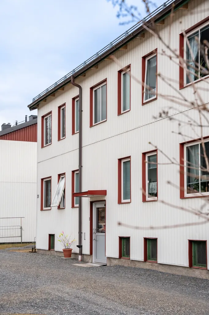 Välivaade - Apartment with South-Facing Balcony in Sollefteå