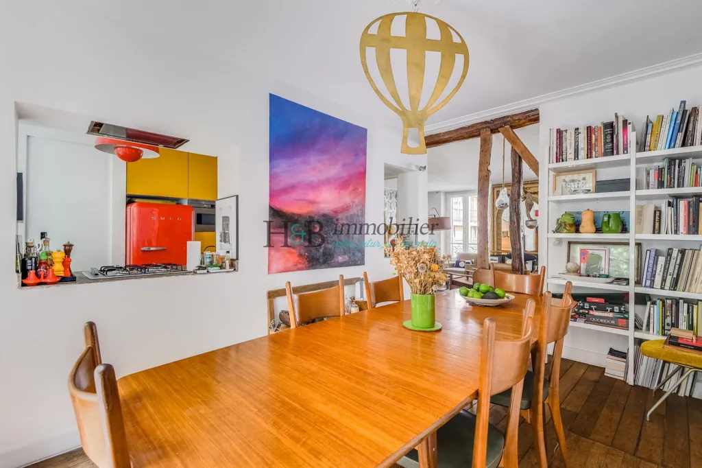 Salle à manger - Duplex Familial avec Terrasse et Jacuzzi à La Villette