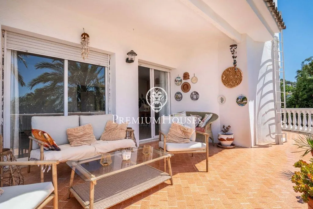 Terrass - Luxury House with Pool in Sitges