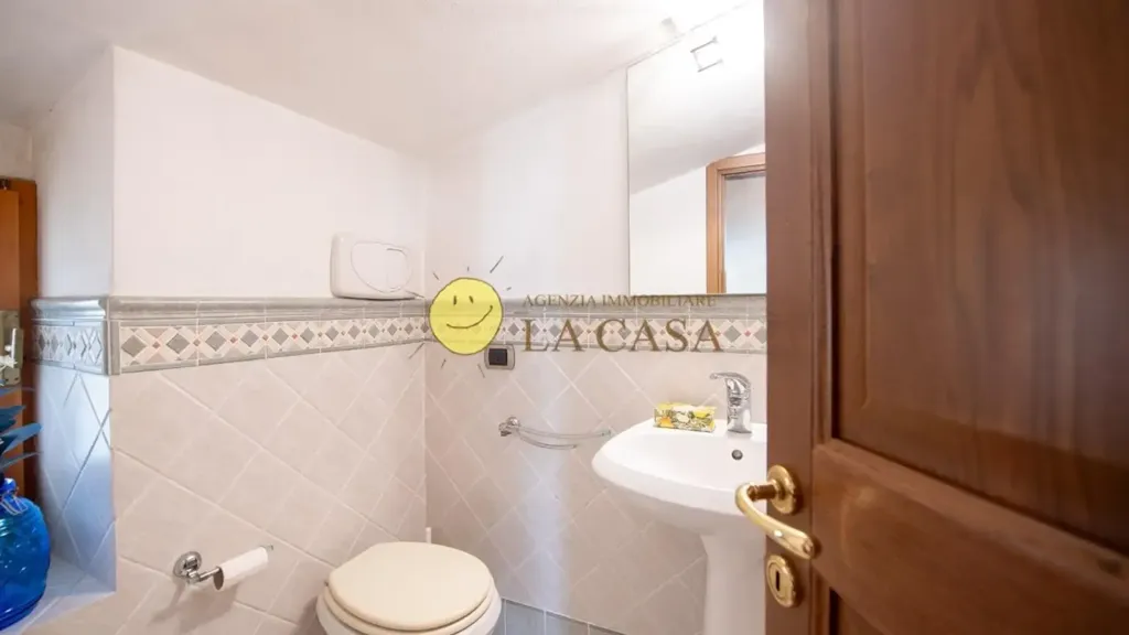 Bagni - Villa bifamiliare con piscina a Figline e Incisa Valdarno