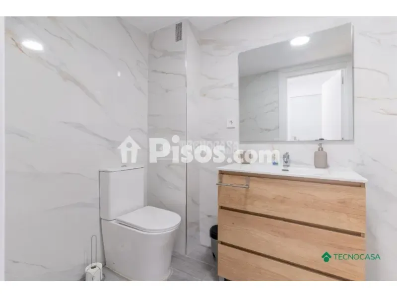 Vannitoad - Modernised Apartment with Balcony in Aguadulce Sur
