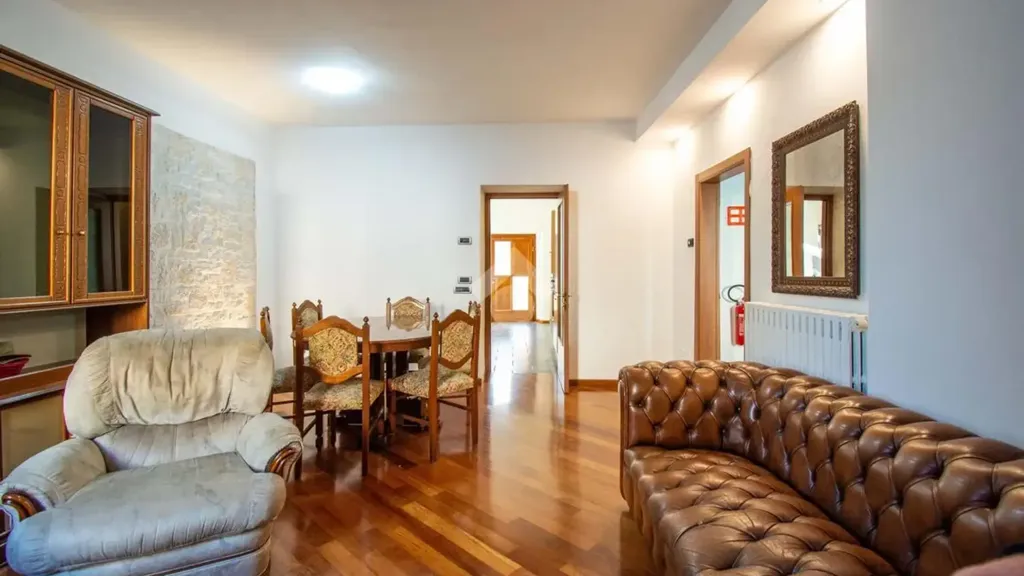 Séjour - Two-Level Apartment with Balcony in Manerba del Garda