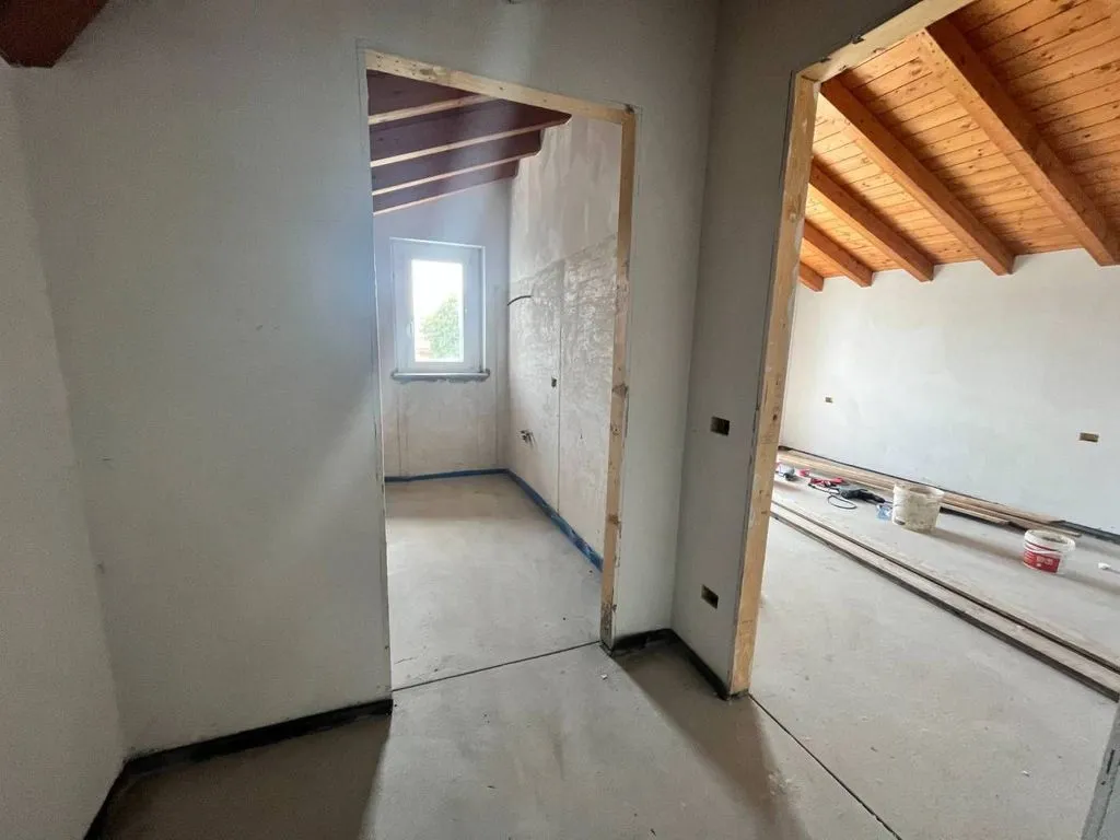 Pièces - New Villa with Private Garden in Besnate