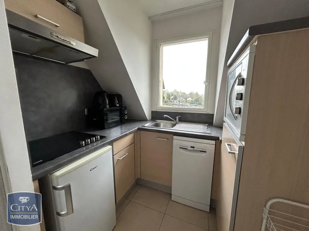 Köök - Furnished Flat with Balconies in Saint-Arnoult