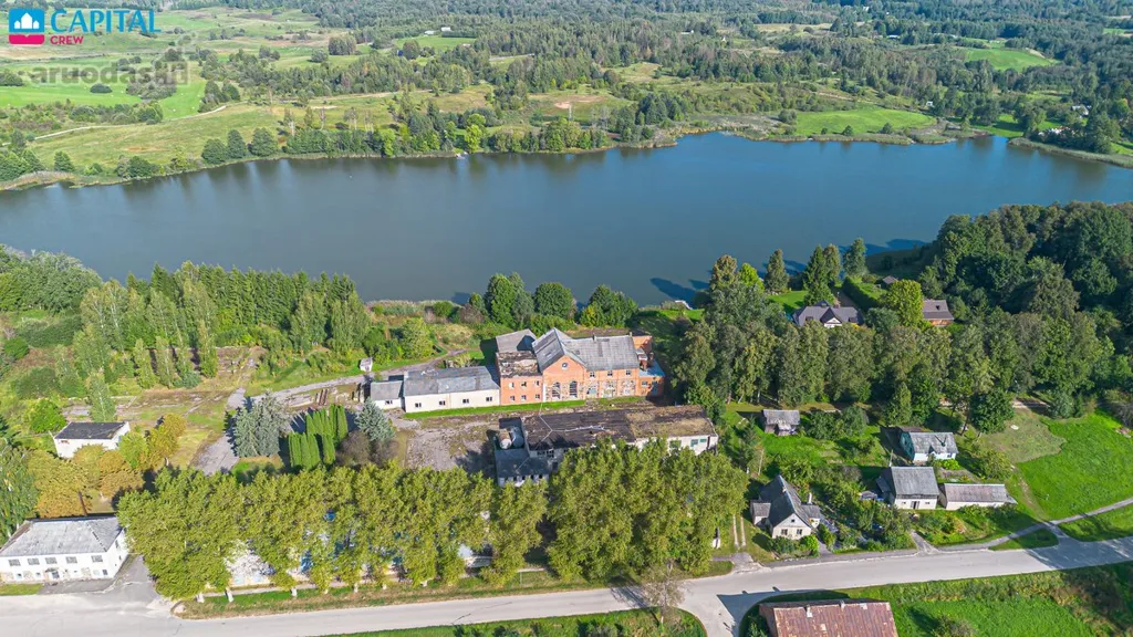 Vue aérienne - Masonry Manor by Lake in Molėtai