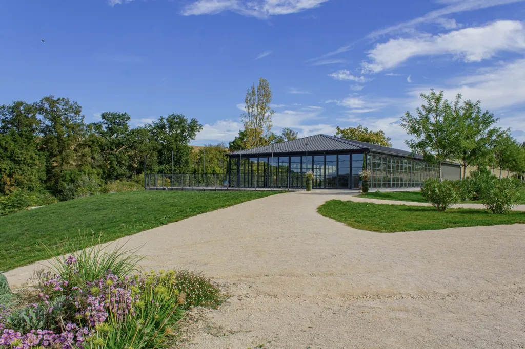 Jardin - Domaine de Prestige avec Piscine Intérieure