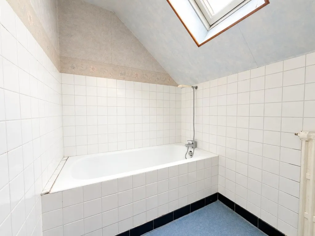 Badezimmer - Néo-Bretonne House with Garden in Bégard