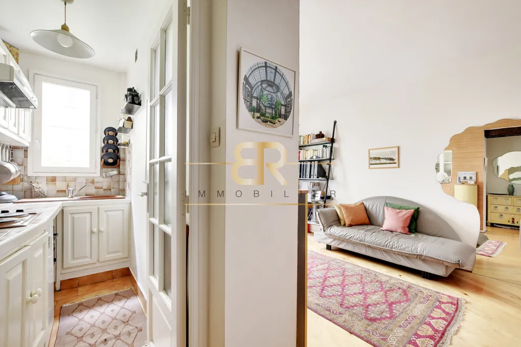Soggiorno - Charming Flat with Courtyard View in Montparnasse