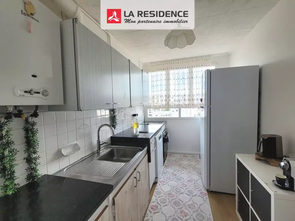 Köök - Balcony Flat in Central Franconville