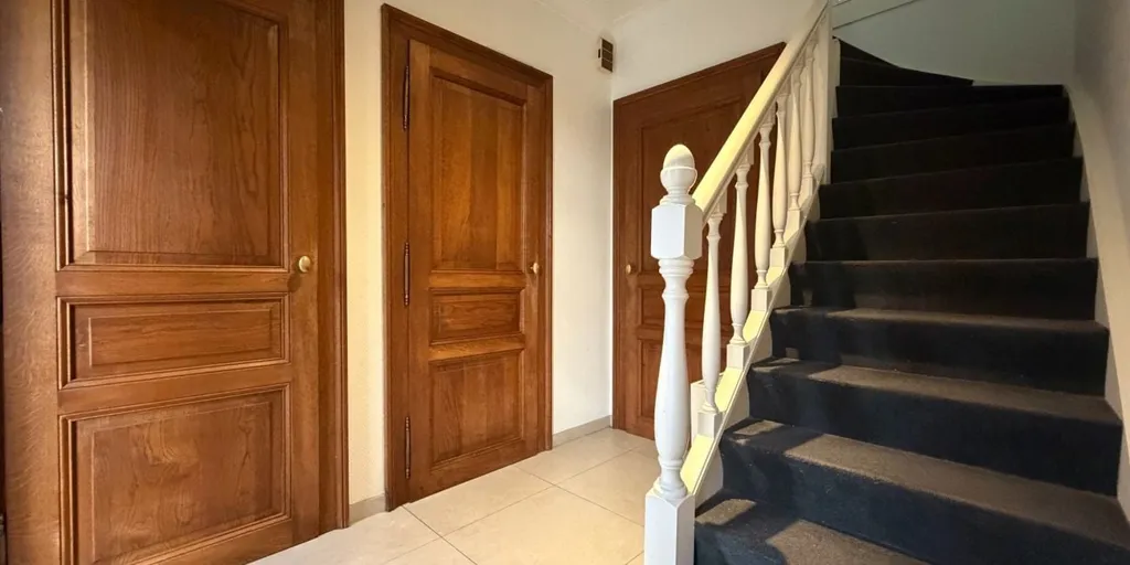 Stanze - Spacious Semi-Detached House in Deinze Centre