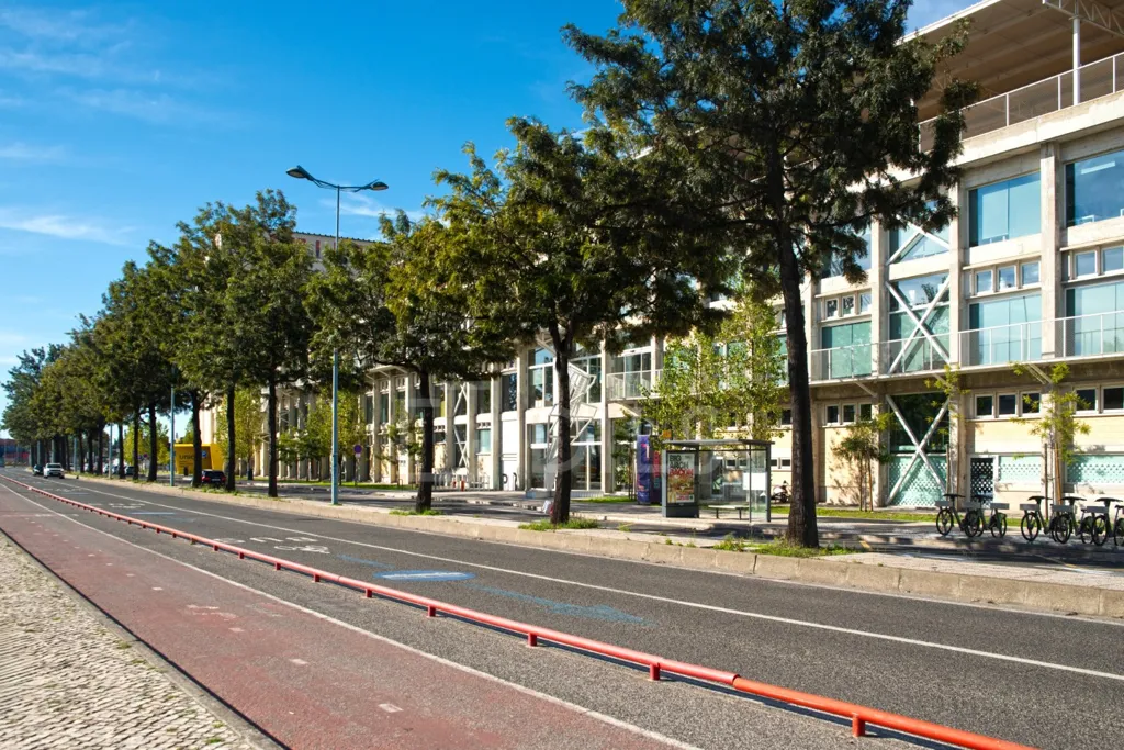 Esterno - Shop with Private Garden in Marvila, Lisbon