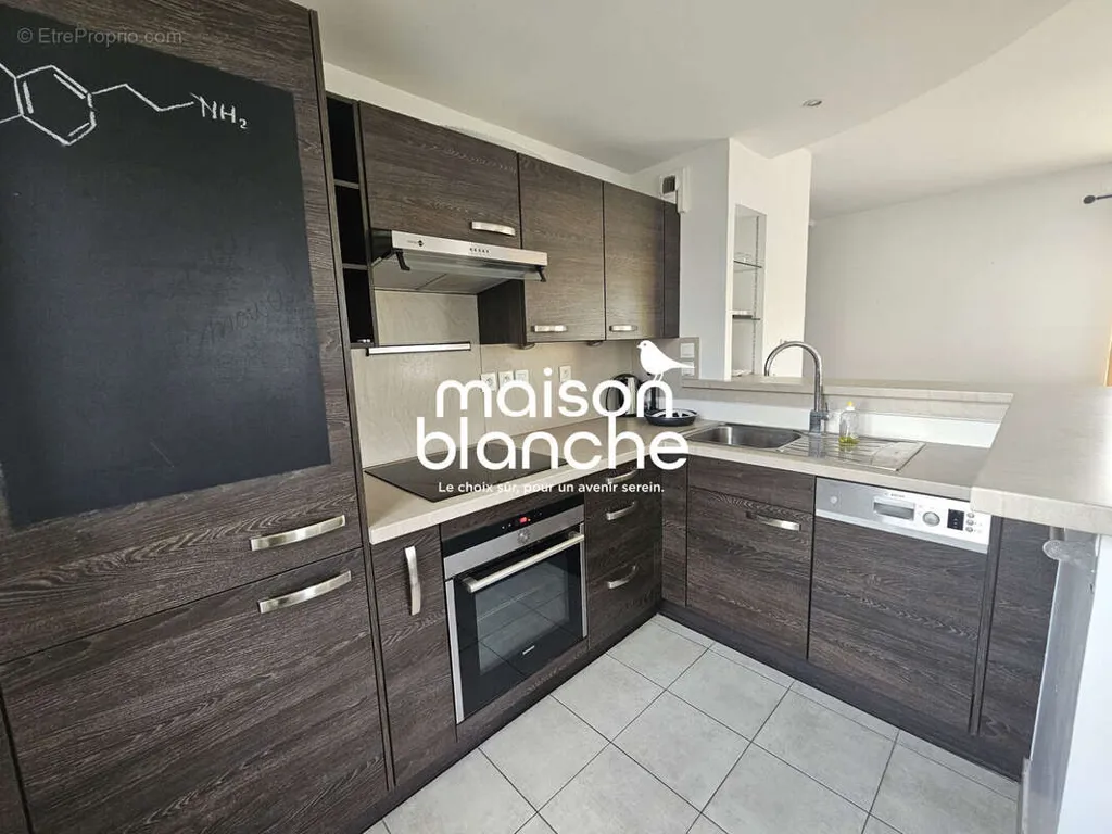 Cuisine - Appartement T4 avec Balcon Sud-Ouest à Angers