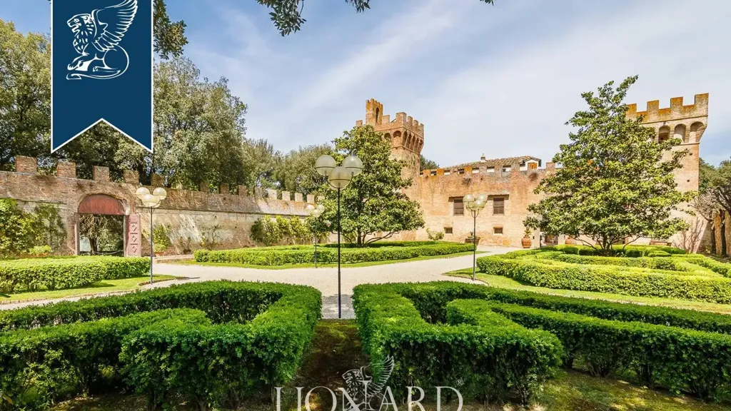 Jardin - Historic Castle with Vineyards near Florence