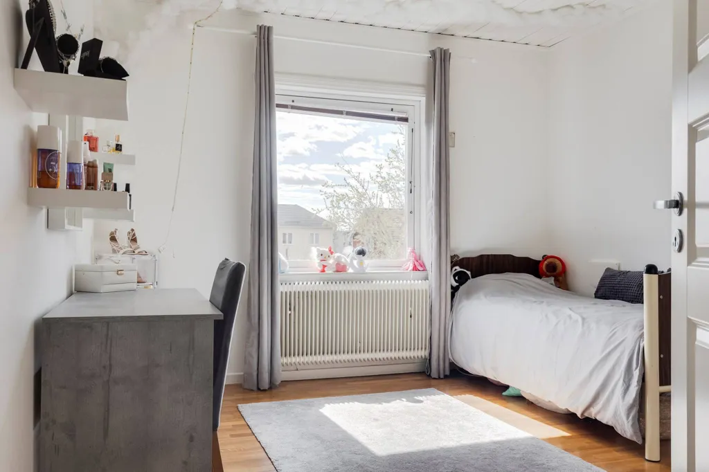Magamistoad - Spacious Villa with Garden in Örebro