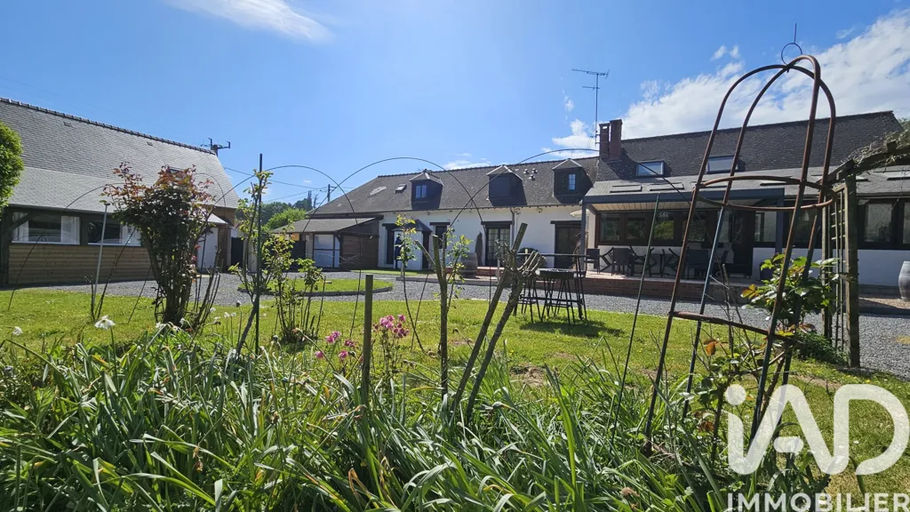 Aed - Exceptional Domain with Pool in Le Mesnil-Theribus