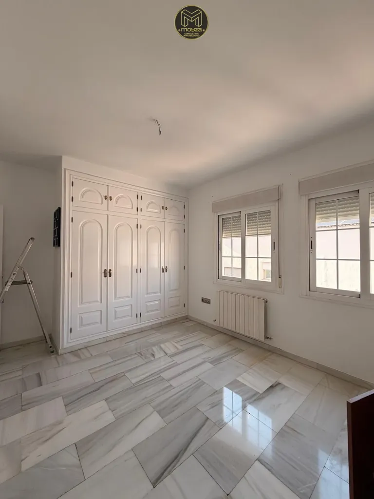 Toad - Luxury Villa with Private Garage on Gran Bulevar