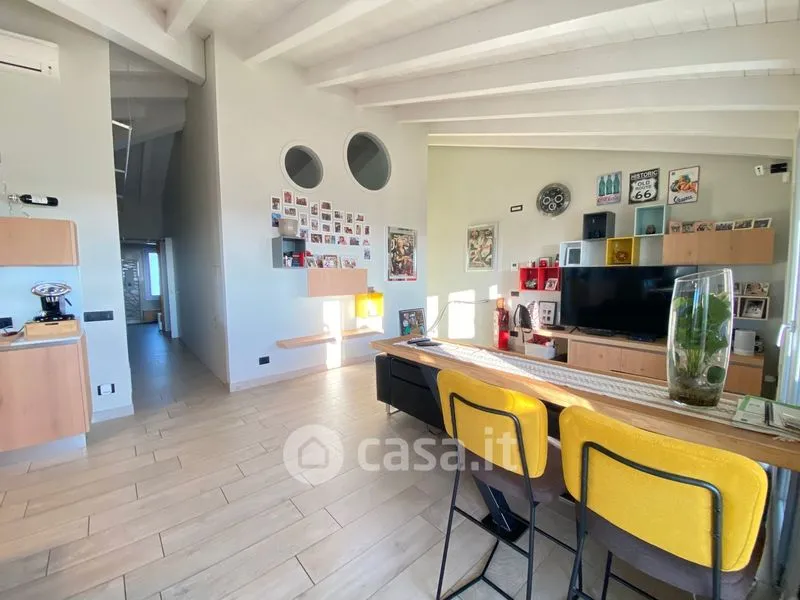 Salle à manger - Penthouse with Panoramic Terrace in Porto Viro