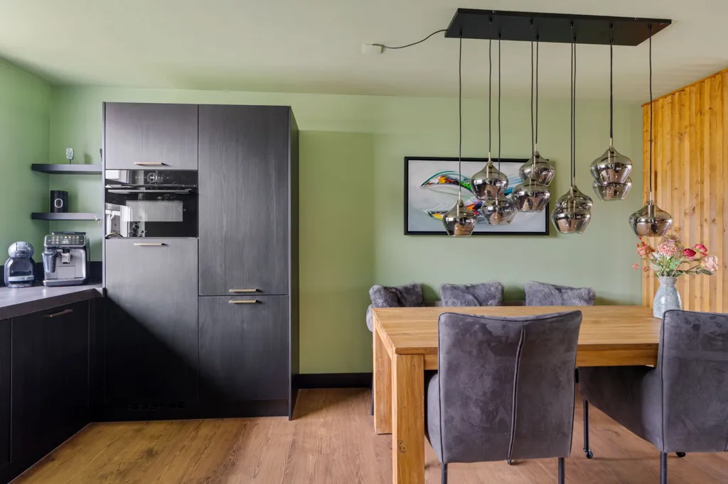Salle à manger - Maison 5 pièces à Borne