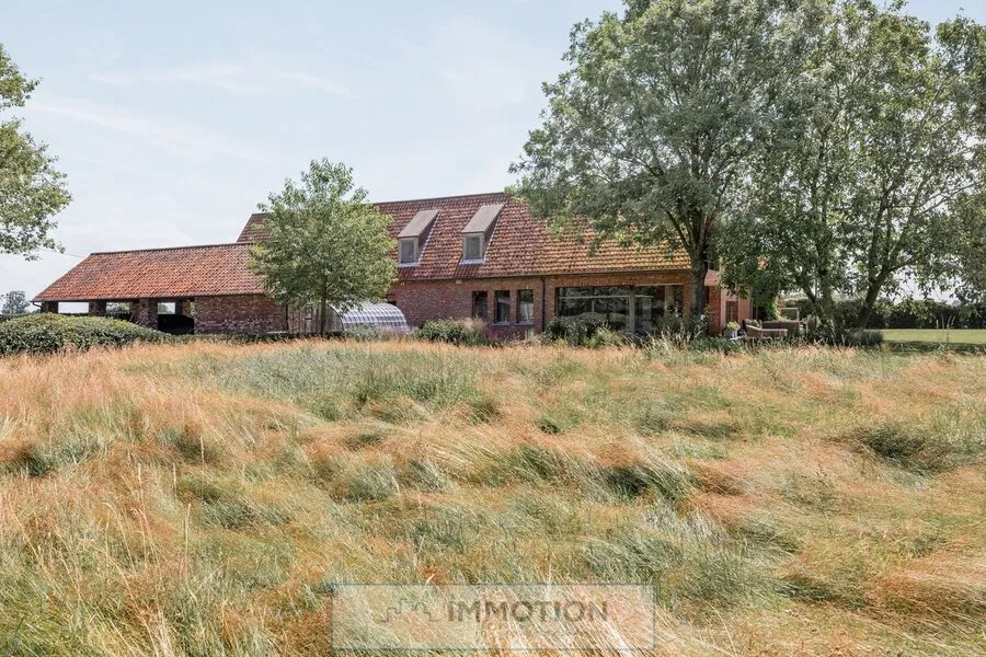 Extérieur - Ferme Rénovée sur Domaine de 7.200 m²