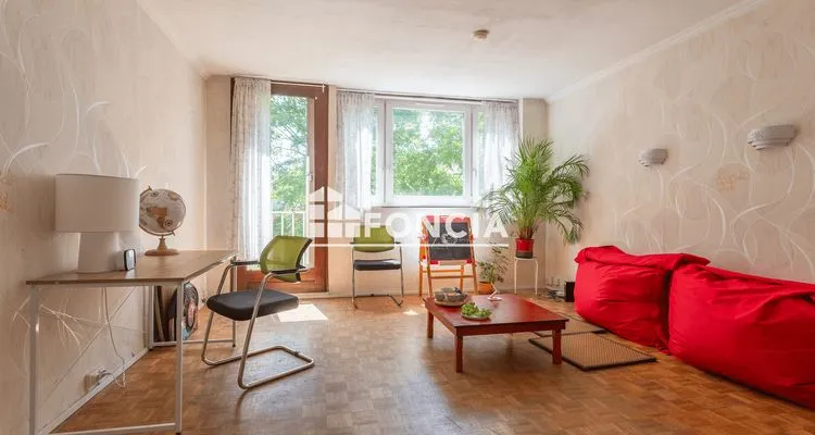 Séjour - Appartement Familial avec Jardin au Parc Heller à Antony
