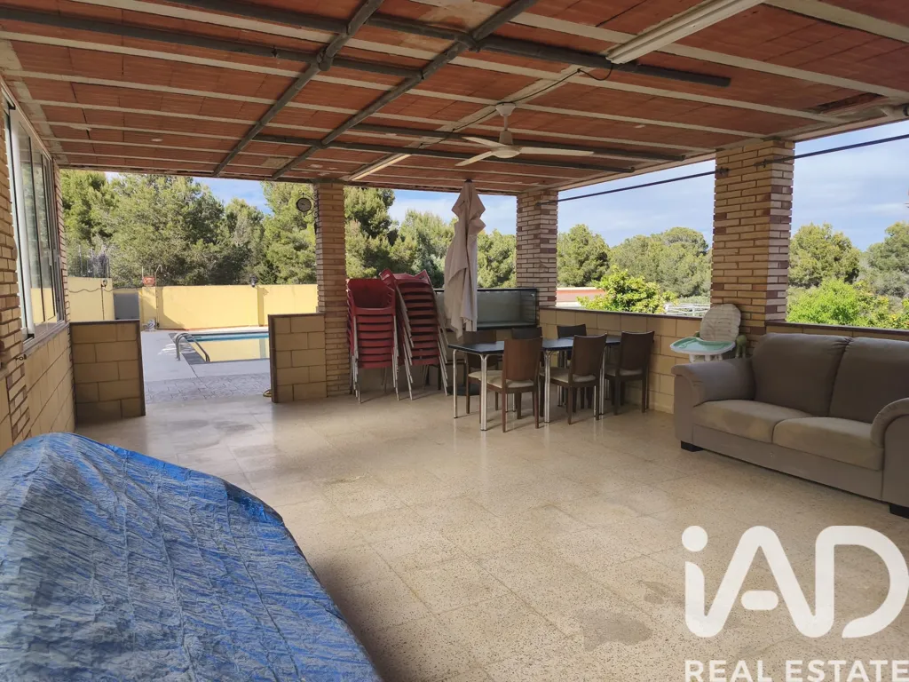Terrasse - House with Pool in Nou Vendrell