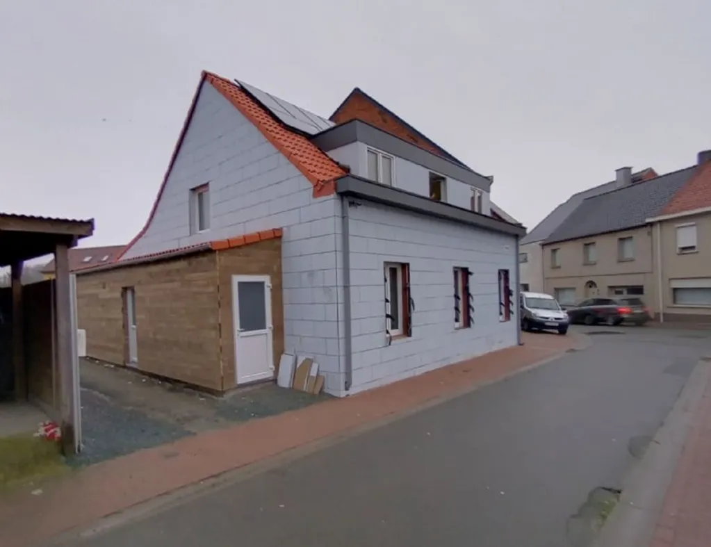 Extérieur - HOB avec Jardin et 2 Places de Parking à Mere