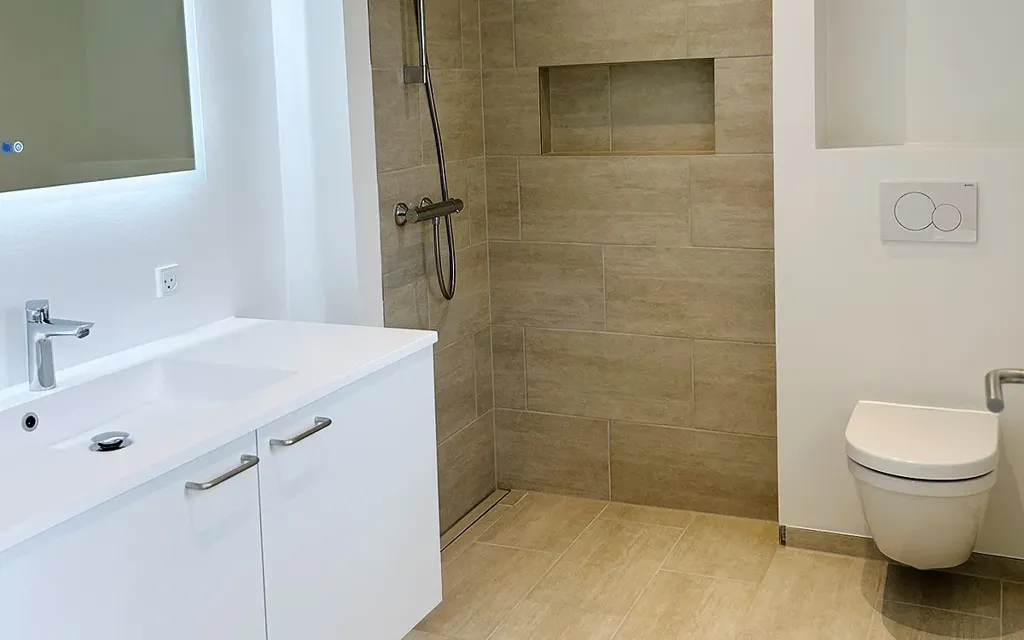 Vannitoad - Modern Flat with Balcony in Sorring