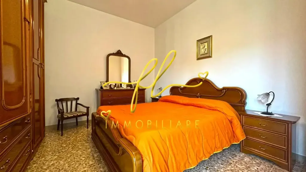 Camere da letto - Apartment with Triple Exposure in Cecina