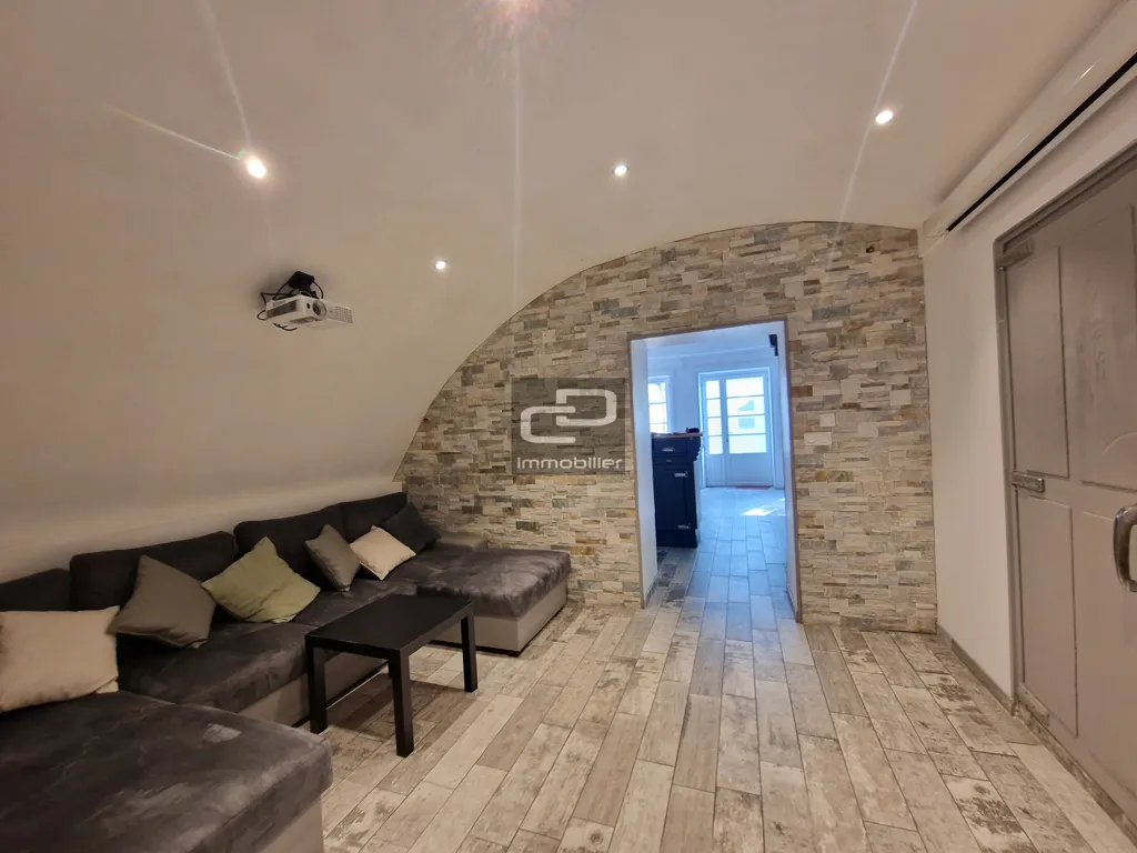 Maison 8 pièces à Couzon-au-Mont-d'Or