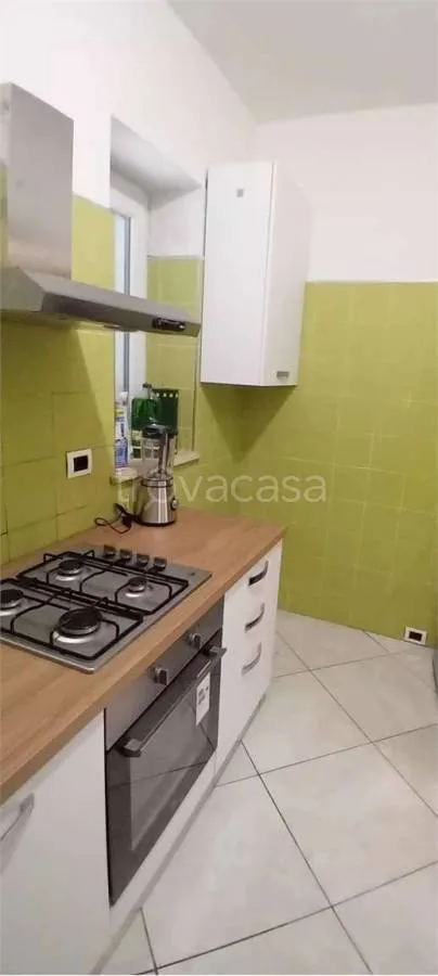 Cuisine - Rear-Facing Apartment with Terrace in Latina