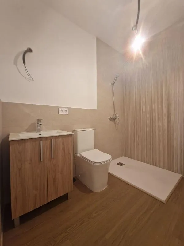 Salles de bain - Ground Floor Flat with Light in Puerto Real Centre