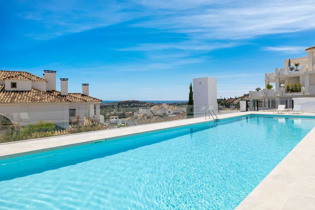 Piscina - Luxury Apartment with Sea View in Marbella