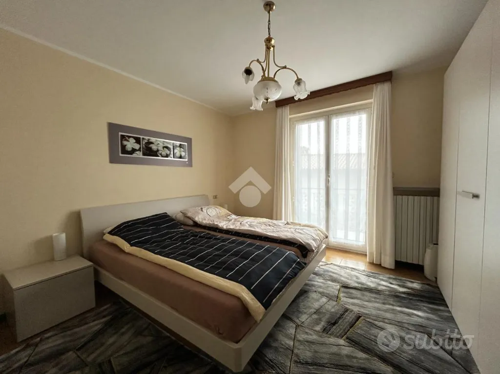 Maison 6 pièces à IT