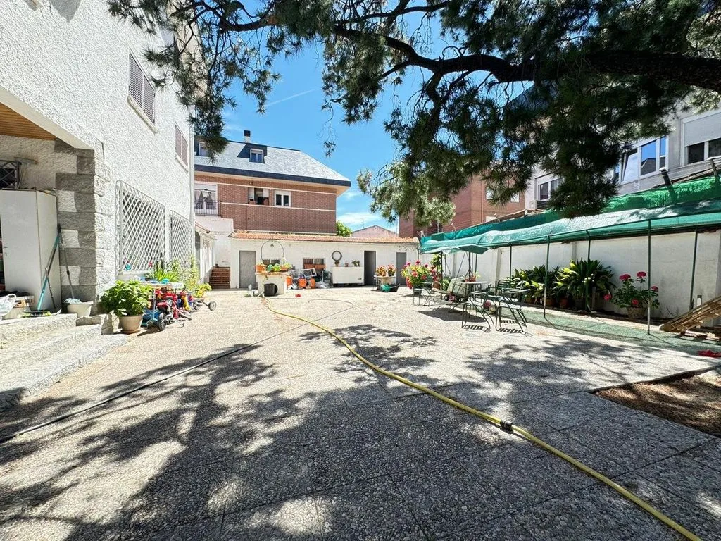 Aed - Luxury Villa with Large Parcel in Collado Villalba
