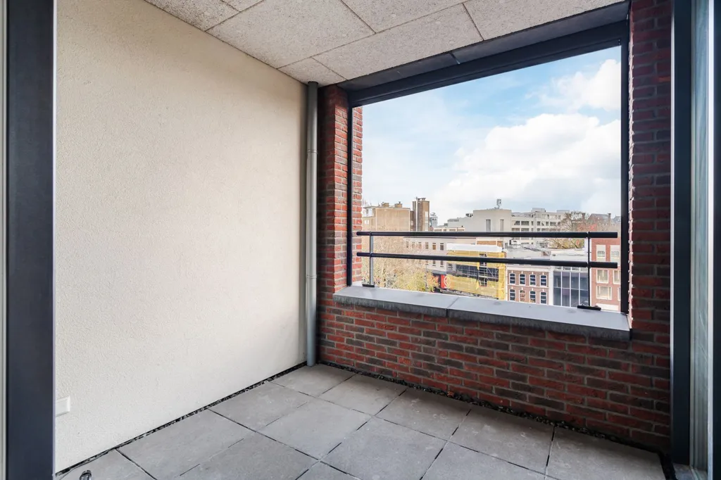 Balcon - 4-Bedroom Flat in Central Utrecht