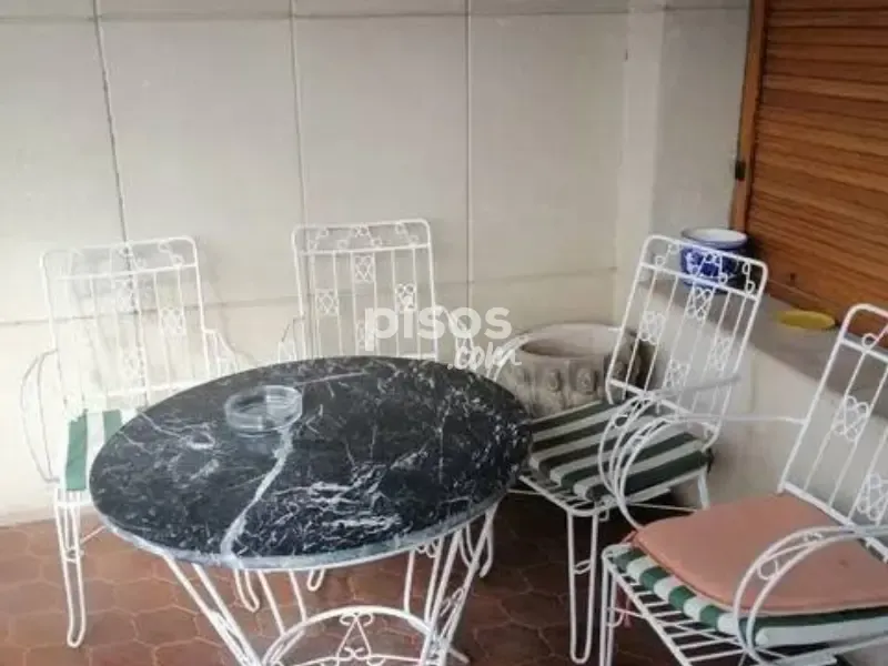 Terrazza - Six-Bedroom Flat with Park View in Albacete Centre
