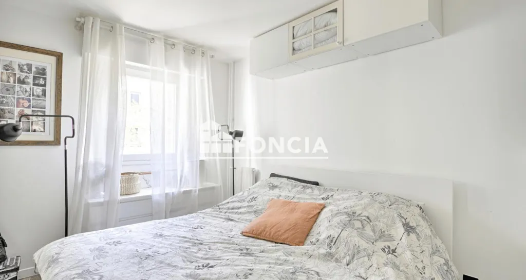 Chambres - Appartement T3 avec Parking à Vitry-sur-Seine