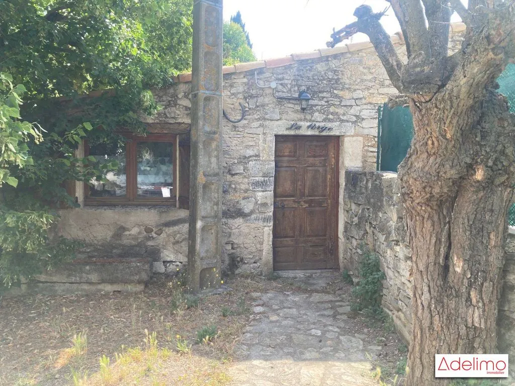 Välivaade - Historic Mas with Pool near Nîmes
