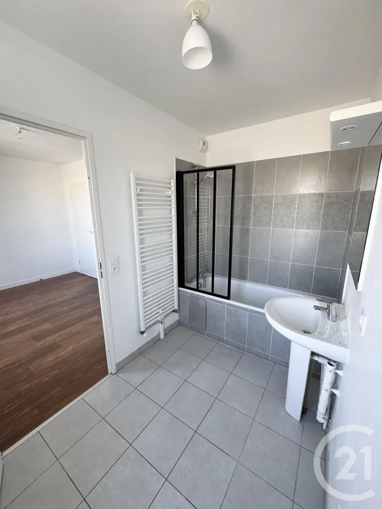 Bagni - Modern Flat with Terrace in Brétigny-sur-Orge