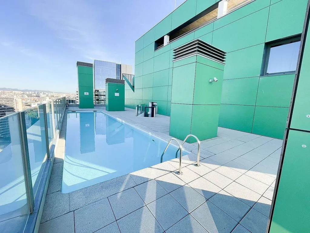 Bassein - Apartment with Pool in Hospitalet