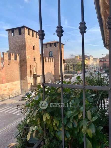 Rõdu - Quadruplex with Castelvecchio View in Verona
