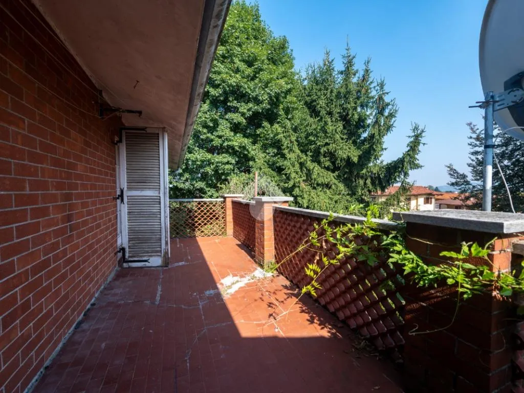 Terrass - Independent Villa with Garden near Revello