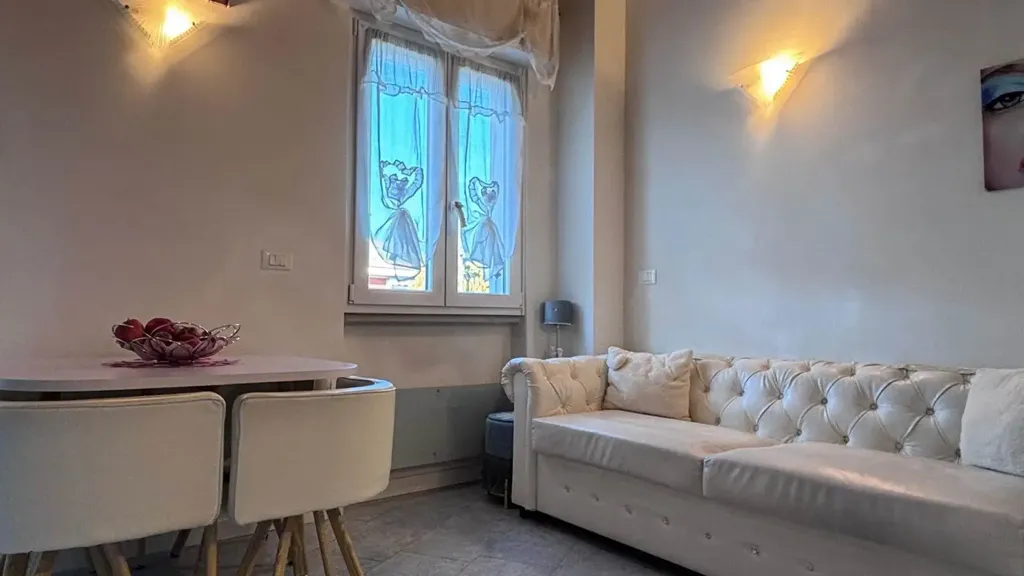 Elutuba - Studio with Pool in Sirmione