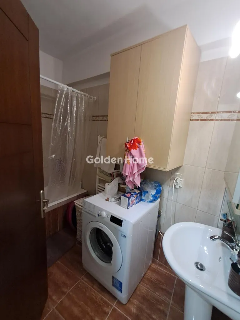Vannitoad - Apartment with Sea View in Perama Centre