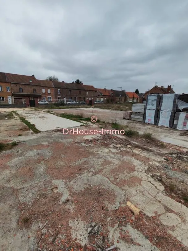 Aed - 800m² Constructible Plot in Guesnain
