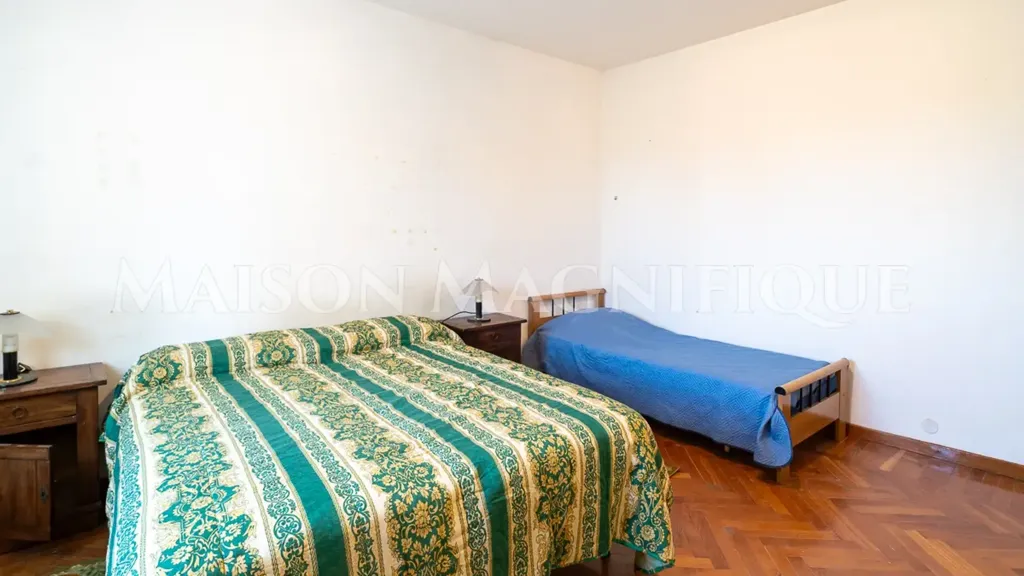 Magamistoad - Third Floor Flat with Lift in Ferrara Centre